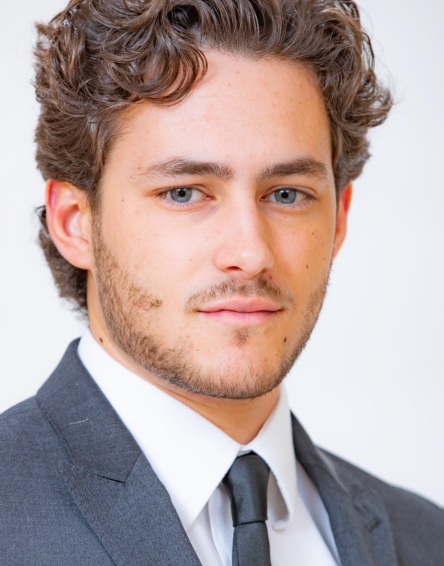 Carson Bayoff, investment professional
